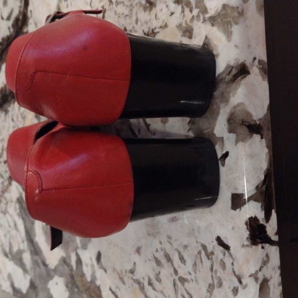 Women's Red Mary Jane Heels - Picture 3 of 8
